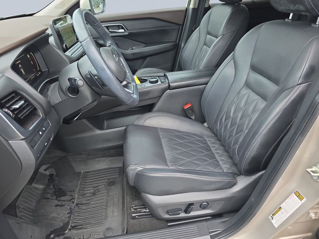2021 Nissan Rogue Platinum - Photo 11