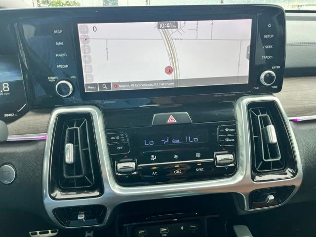 Used 2023 White Kia X-Line SX Prestige image 14