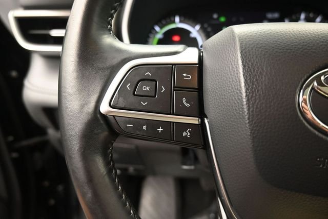 Used 2021 Black Toyota XLE image 32