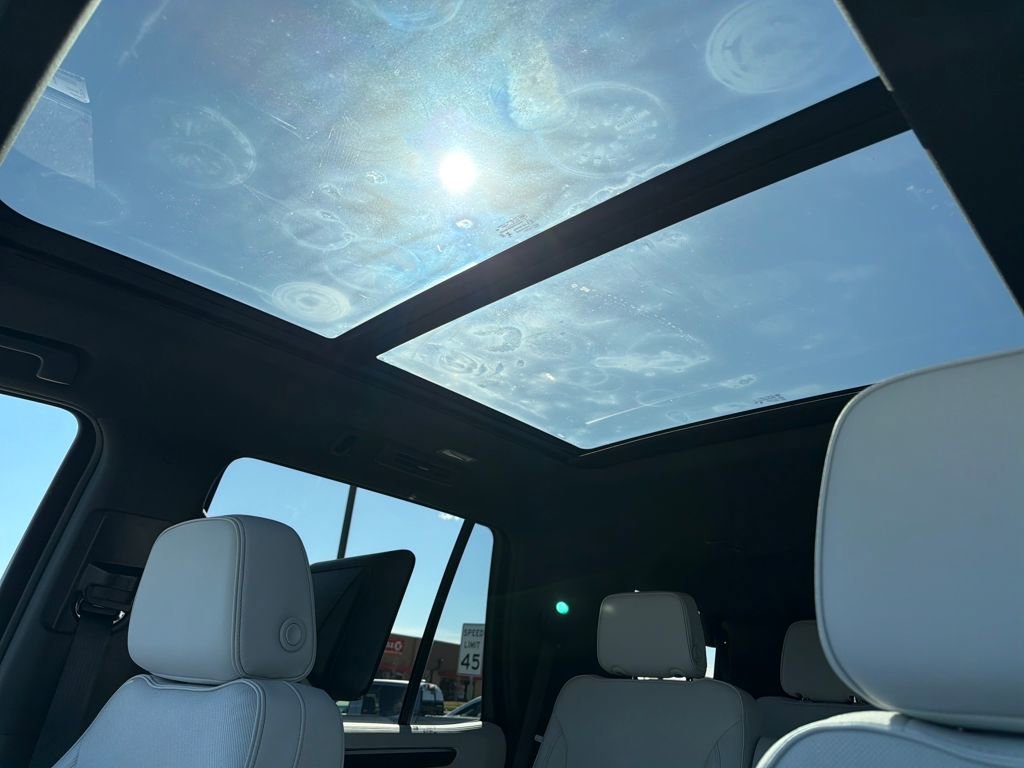 2025 Chevrolet Tahoe Premier - Photo 21