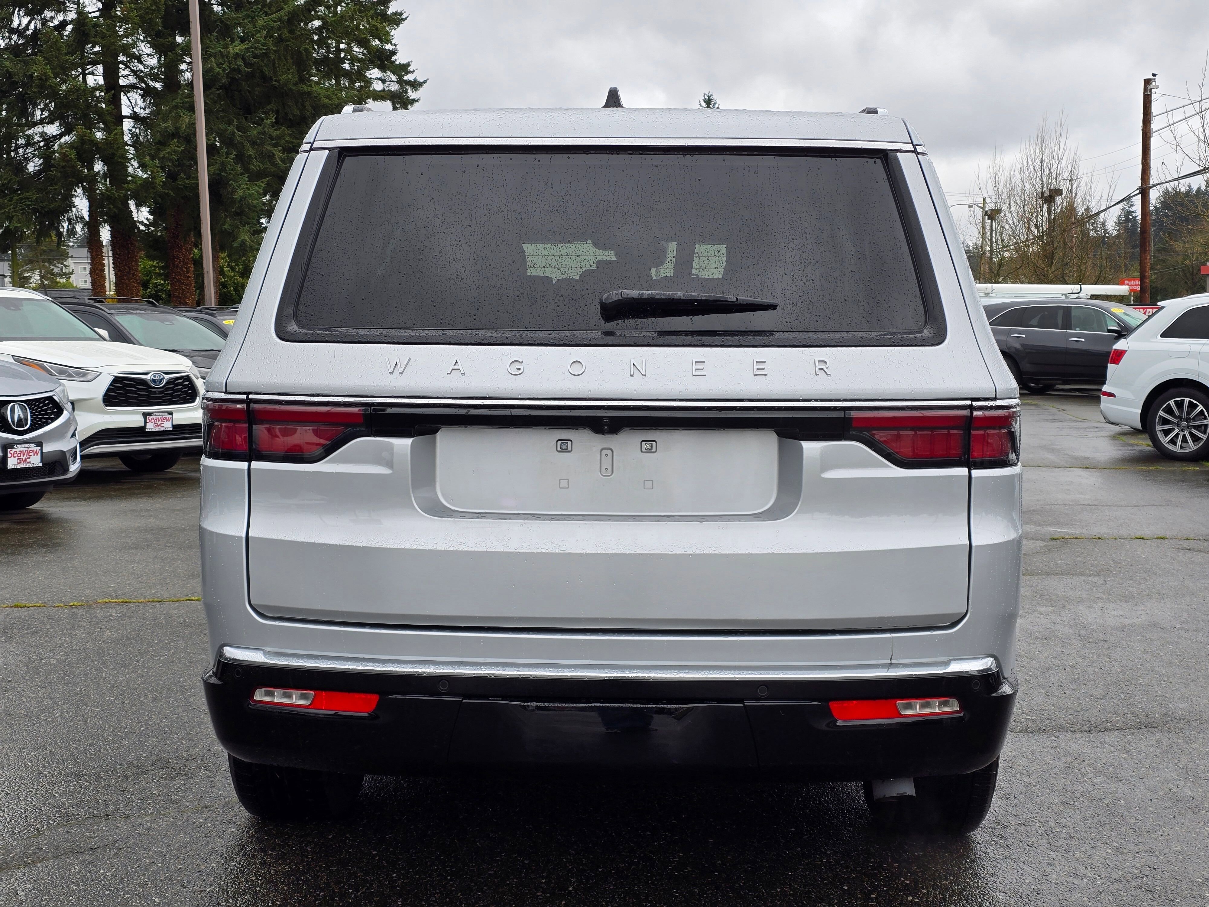 Used 2025  Jeep NA image 6