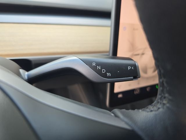 2023 Tesla Model Y Long Range - Photo 23