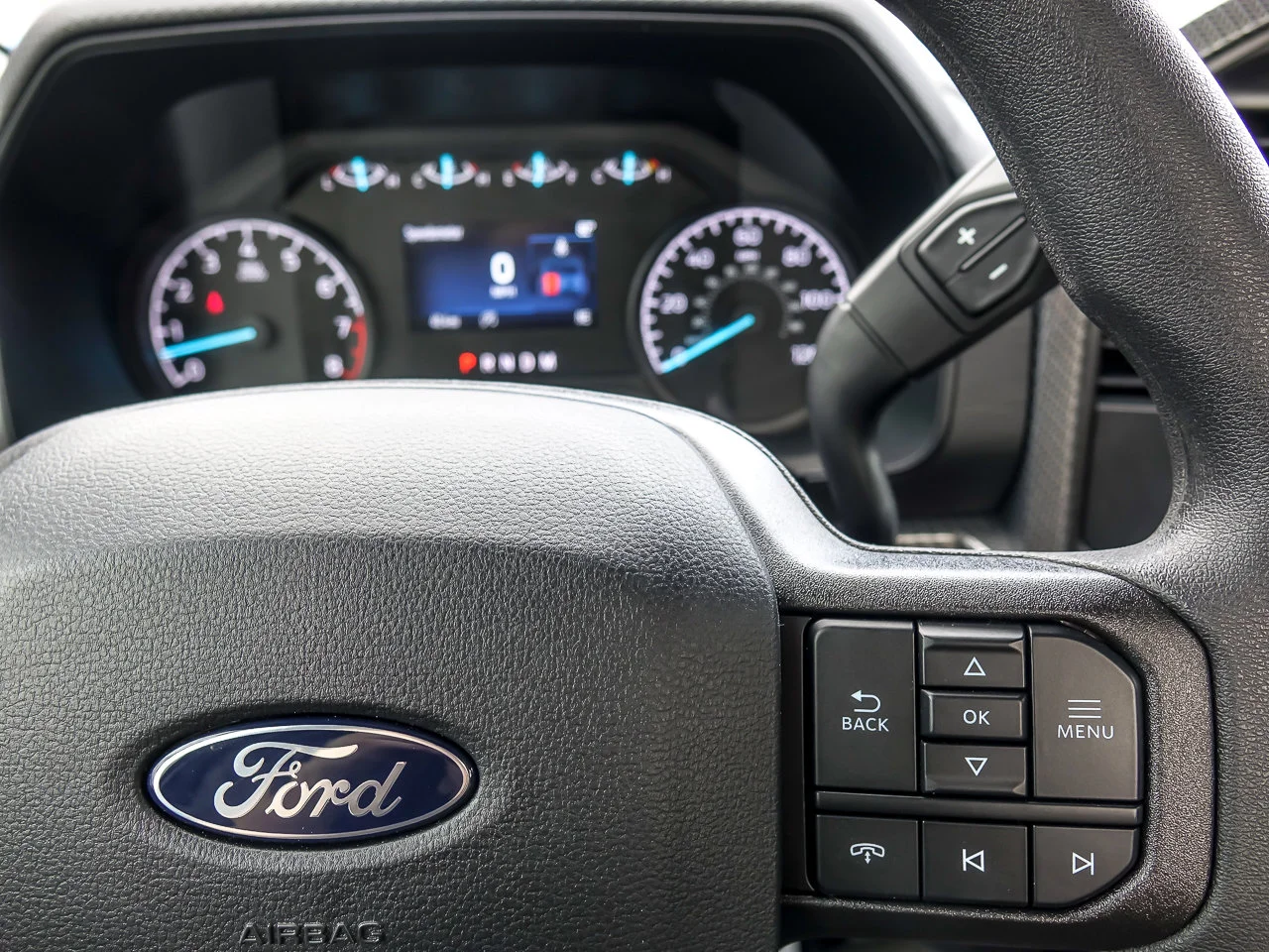 New 2026 Oxford White Ford XL image 13