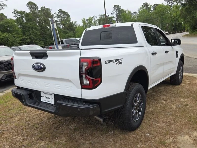 New 2026 Oxford White Ford XLT image 12