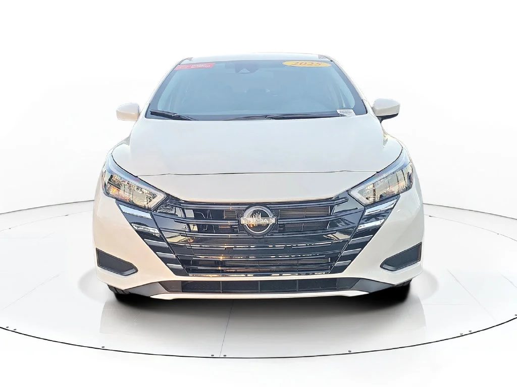 Certified Used 2025 White Nissan 1.6 SV image 3