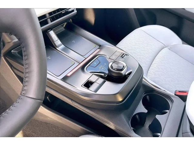 2026 Subaru Solterra Premium - Photo 21
