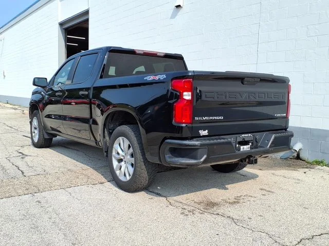 Used 2020 Black Chevrolet Custom image 6