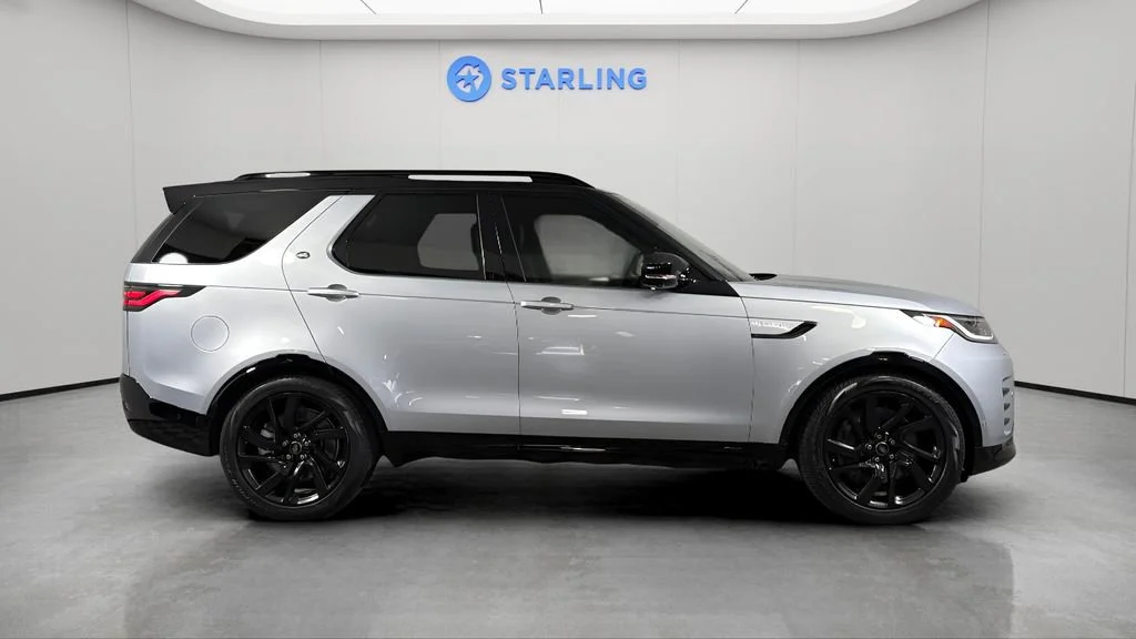 Used 2022  Land Rover S R-Dynamic image 11