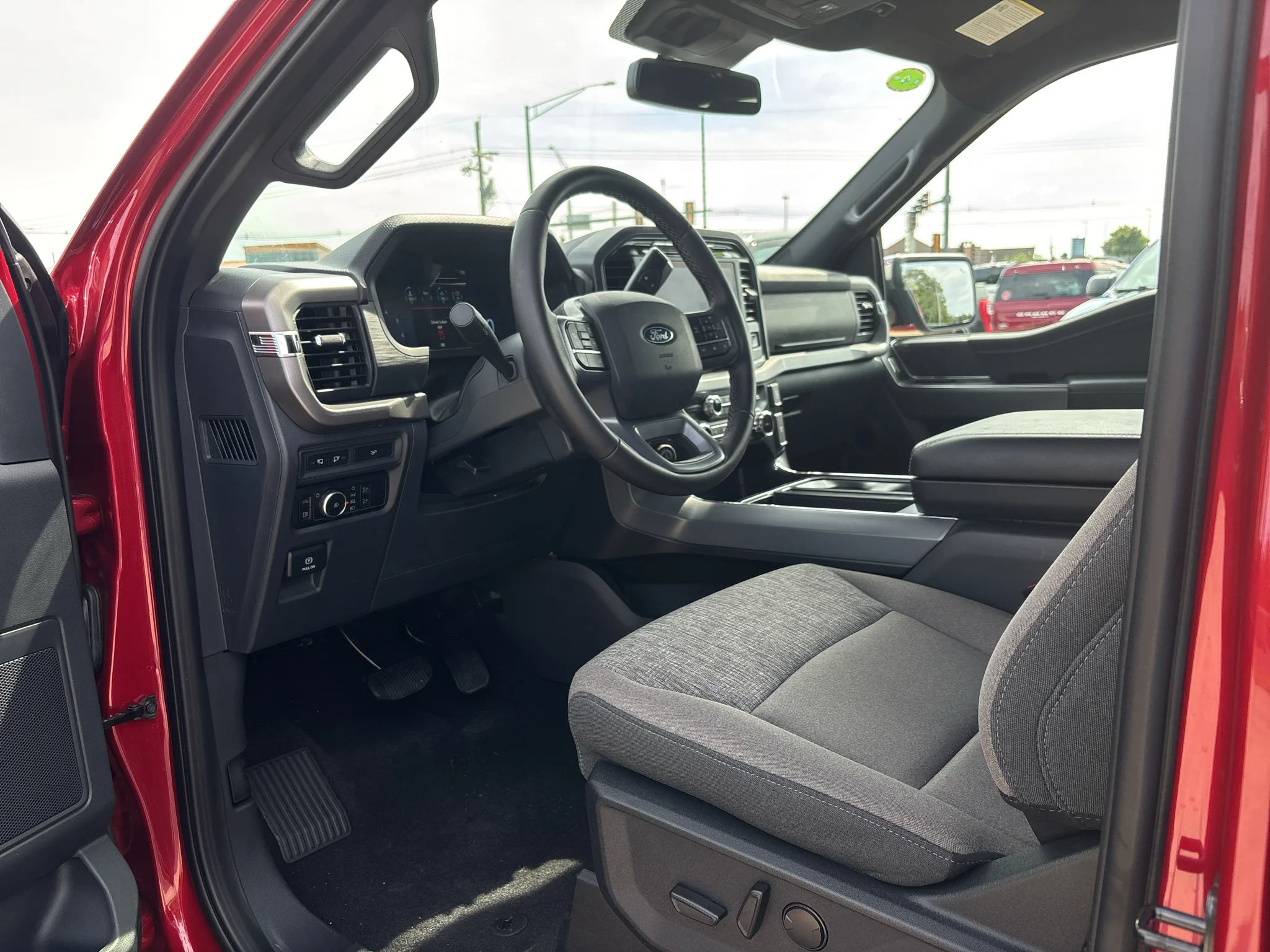 Used 2024 Rapid Red Metallic Tinted Clearcoat Ford XLT image 10