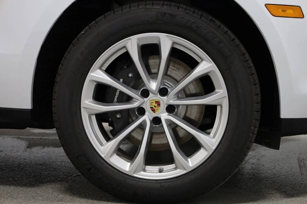 Used 2026 Carrara White Metallic Porsche  image 11