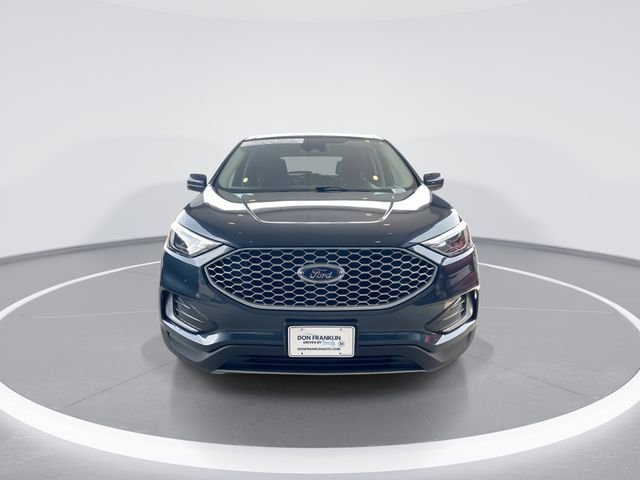 Used 2023 Blue Ford SEL image 3