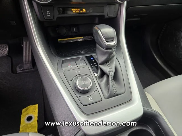 Used 2021 Blue Toyota XLE Premium image 31