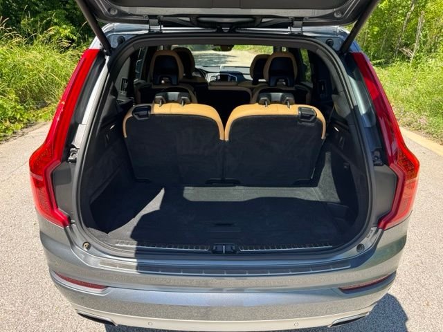 Used 2017 Gray Metallic Volvo T6 Momentum image 15