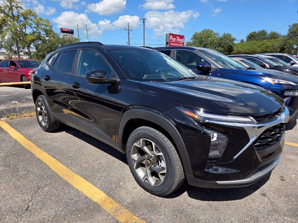 Used 2024 Black Chevrolet LT image 3