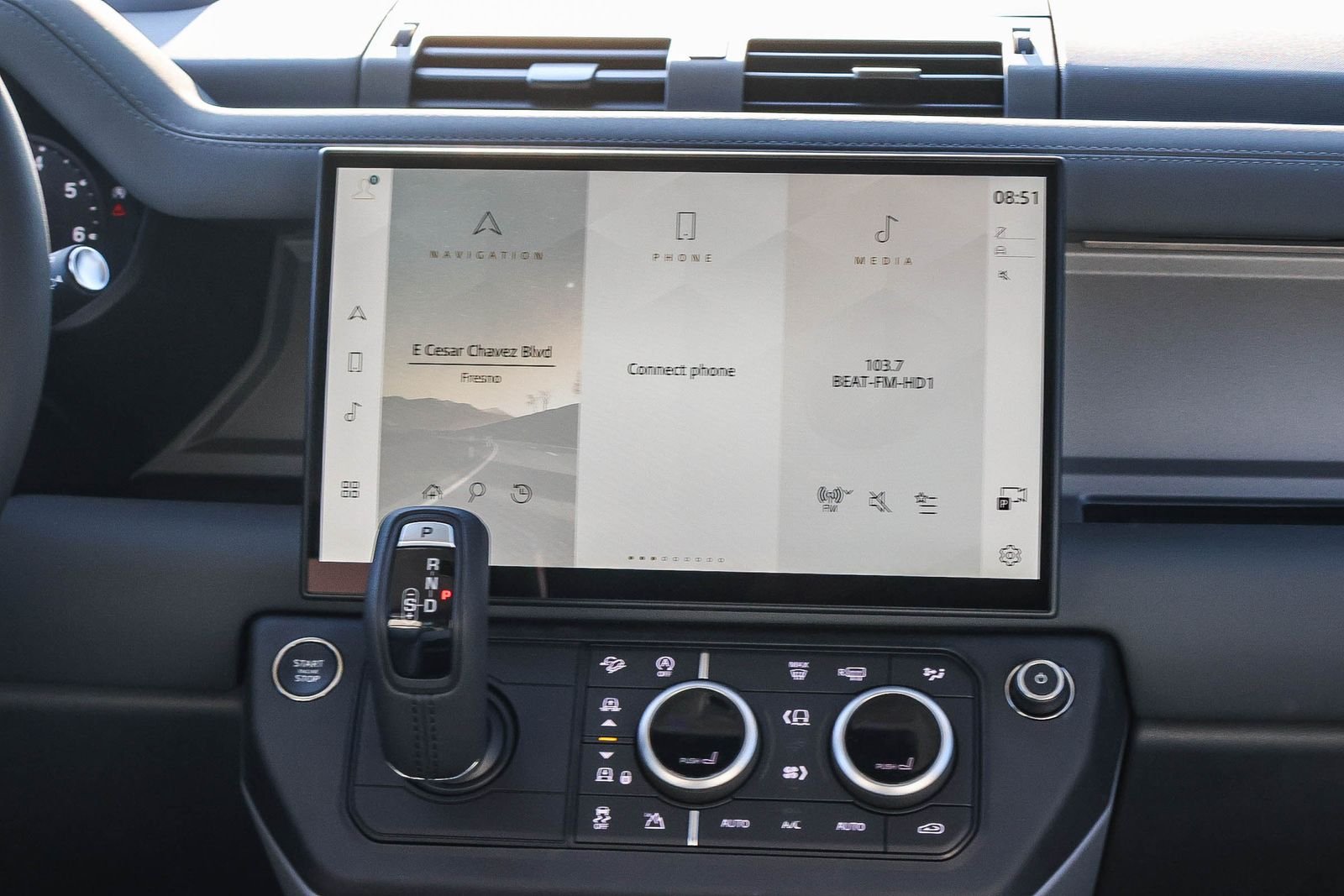 2026 Land Rover Defender X - Photo 22