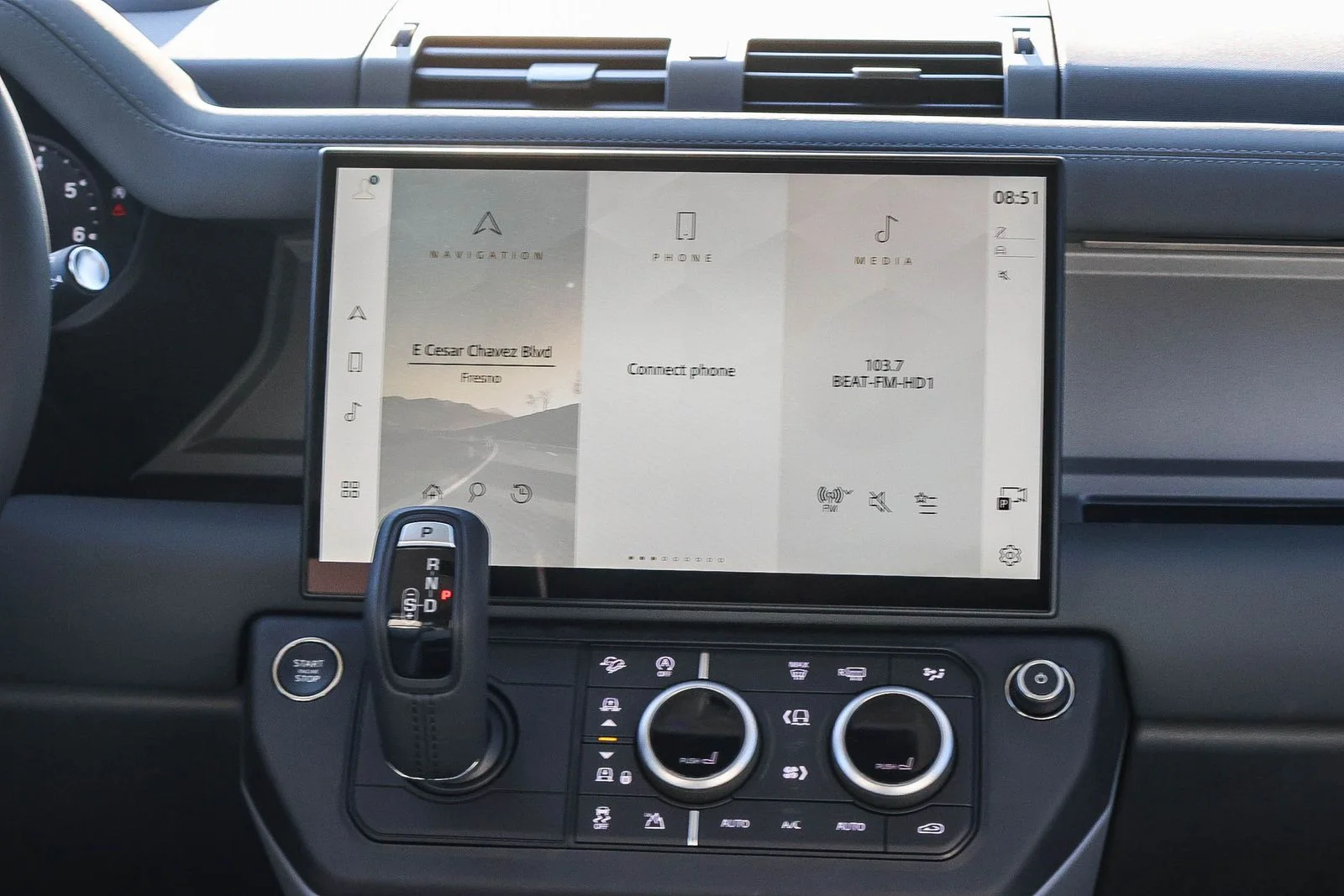 New 2026 Santorini Black Land Rover X image 22