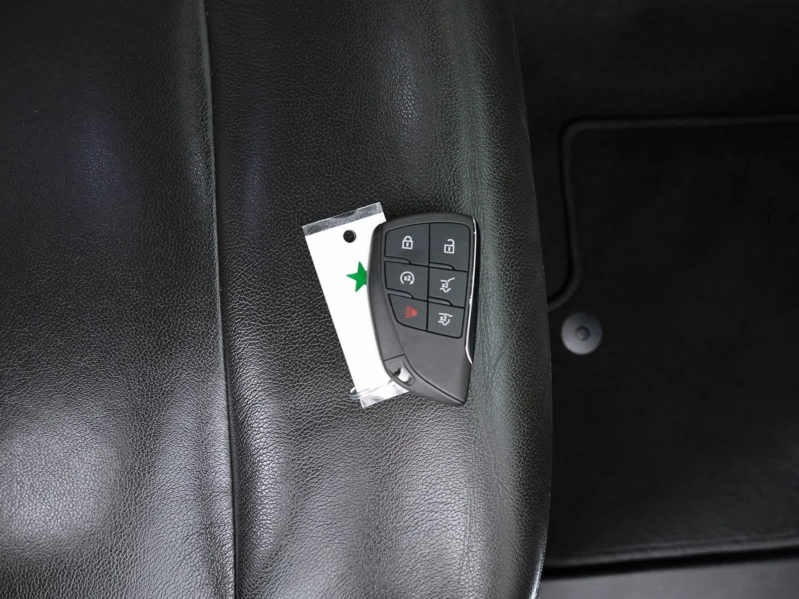 Certified Used 2022 WHITE Chevrolet Z71 image 19