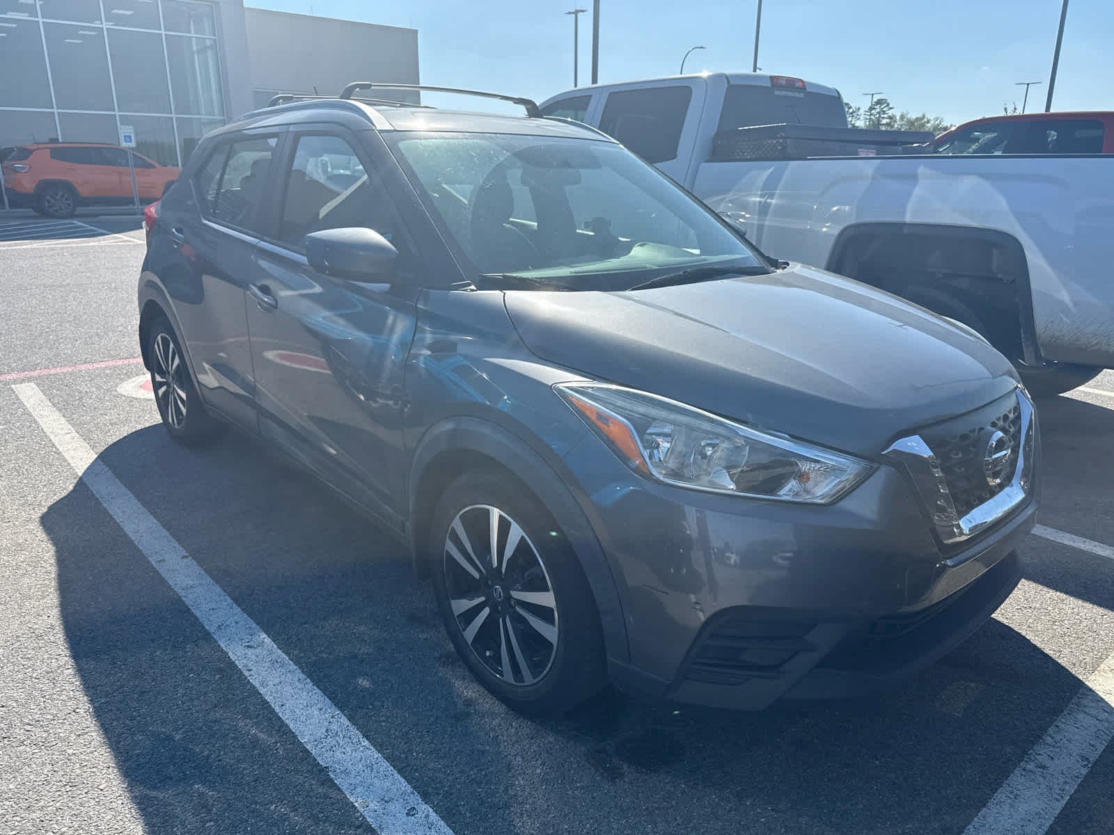 Used 2019 Nissan Kicks SV with VIN 3N1CP5CU3KL513126 for sale in Little Rock, AR