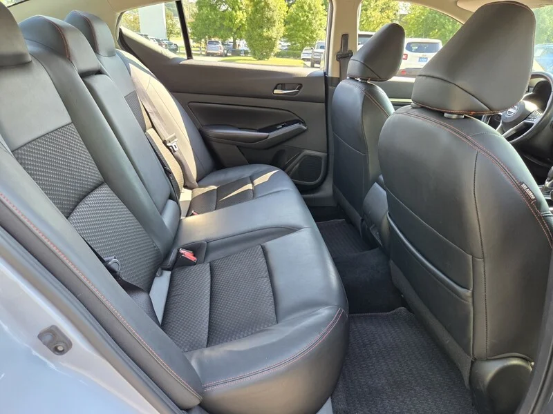 Used 2024 Pearl NISSAN 2.5 SR image 15