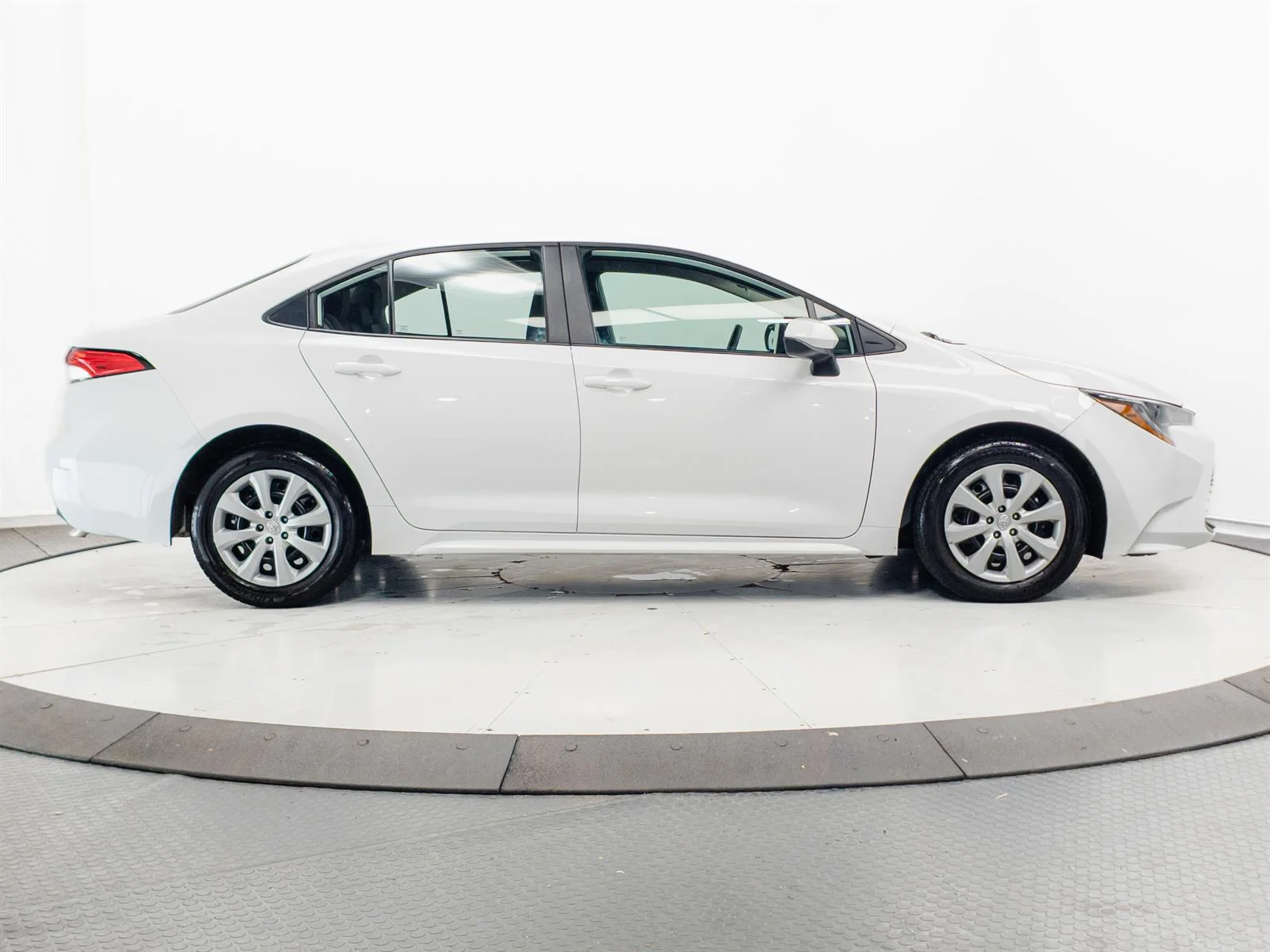 Certified Used 2025 White Toyota LE image 12