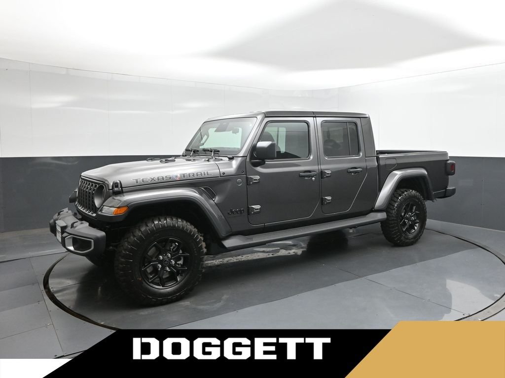 New 2026 Granite Crystal Metallic Clearcoat Jeep Texas Trail image 1