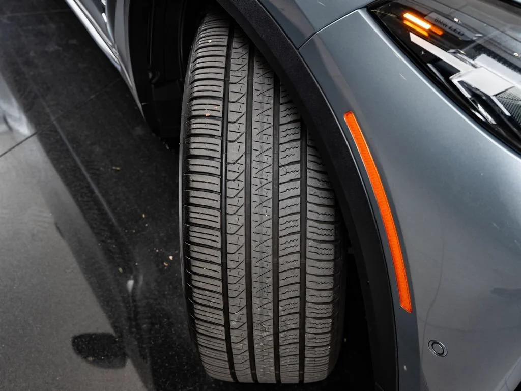 Used 2024 Skyscraper Grey Metallic BMW xDrive40i image 52