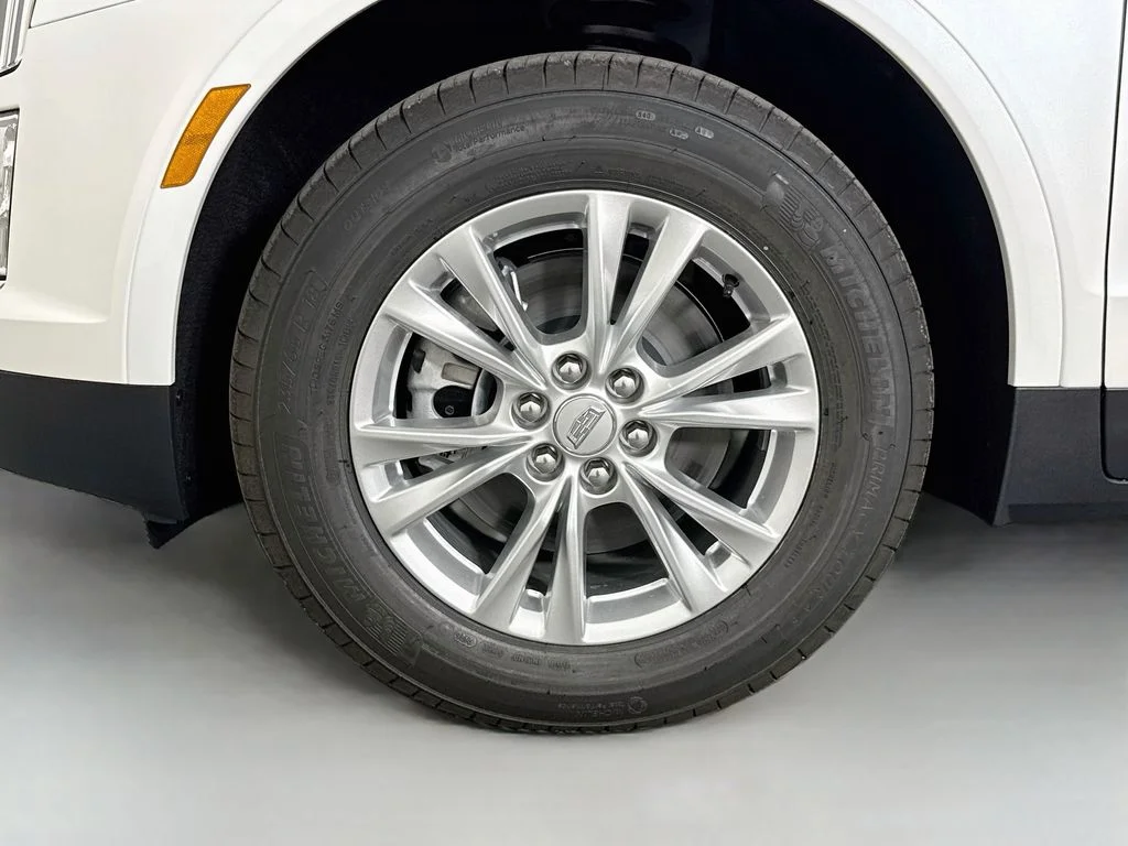 New 2026 White Cadillac Luxury image 30