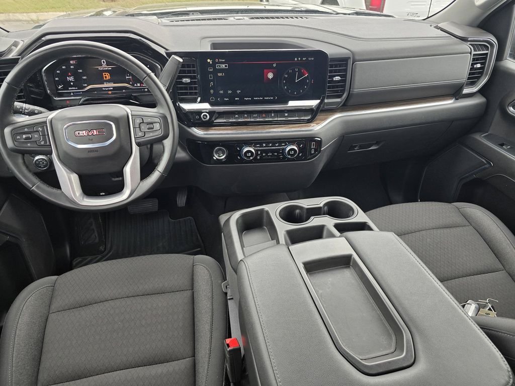 Used 2024 Silver GMC Elevation image 14