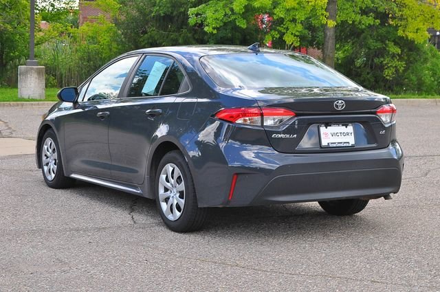 Used 2024  Toyota LE image 5