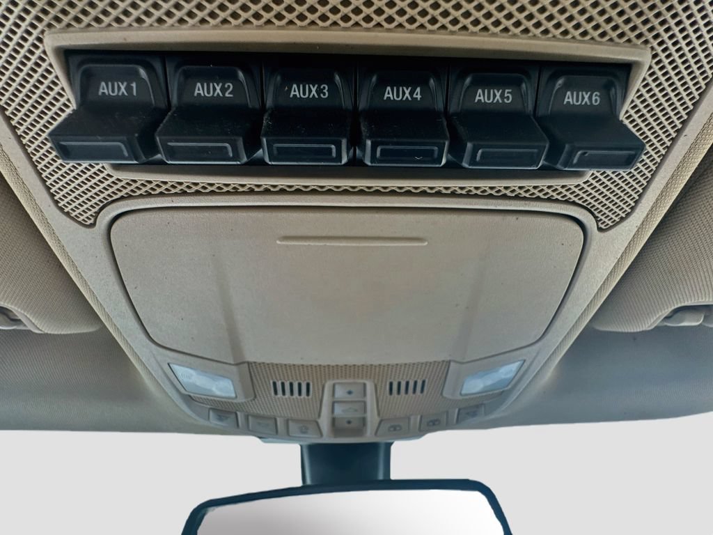 Used 2017  Ford Lariat image 43