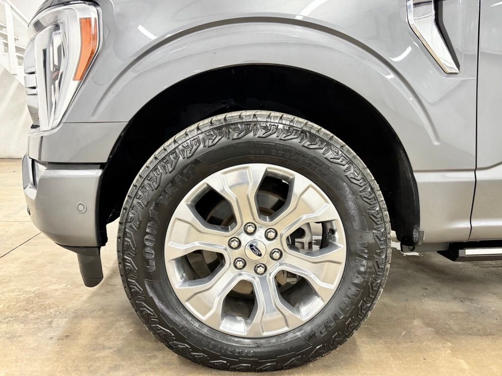 Used 2023 Gray Ford Platinum image 11