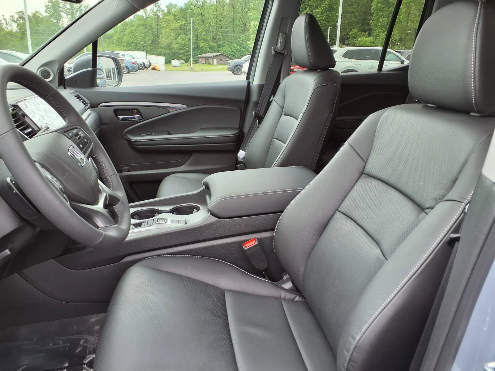 New 2026 Sonic Gray Pearl Honda RTL image 5