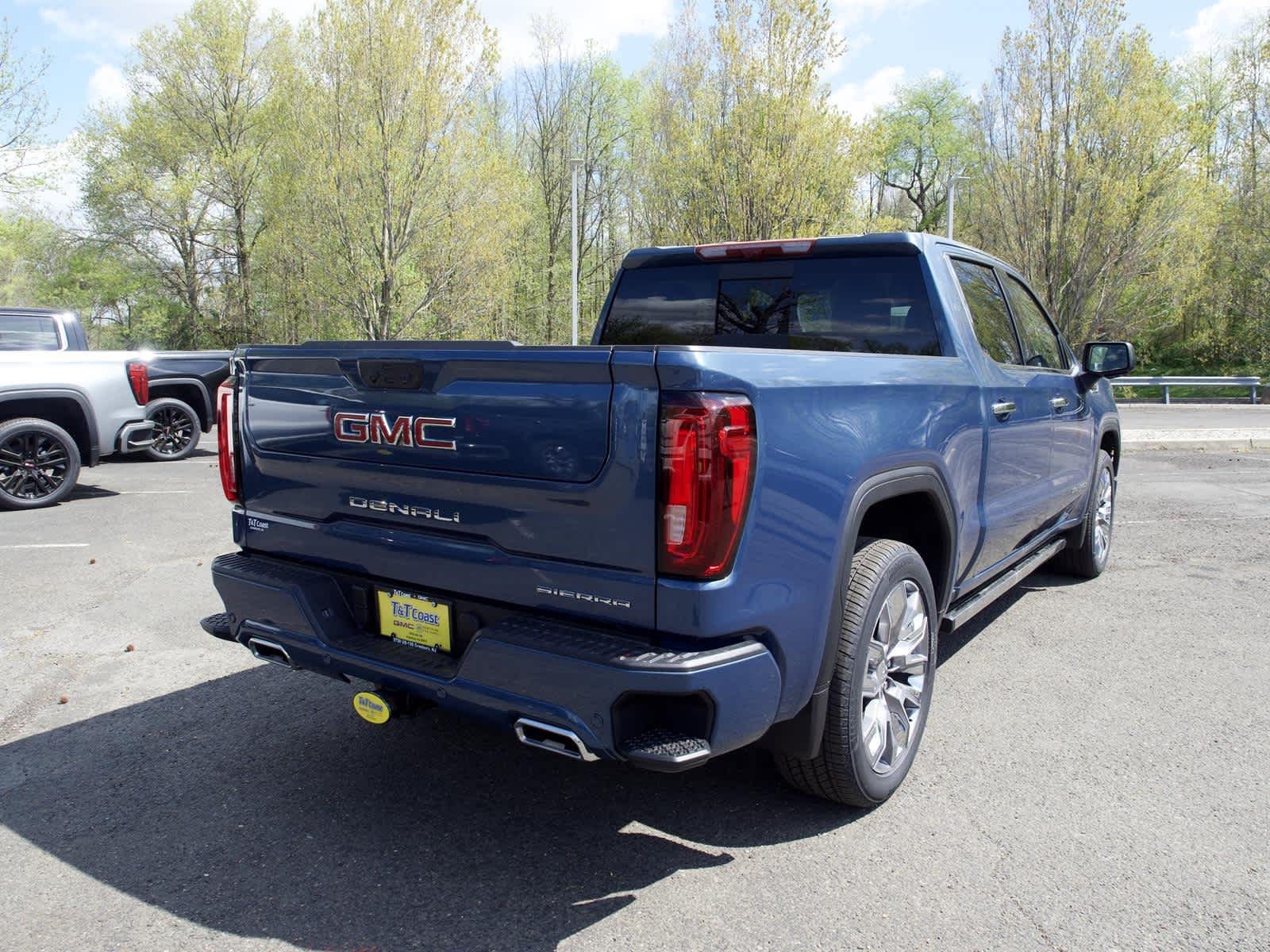 2026 GMC Sierra 1500 Denali - Photo 7