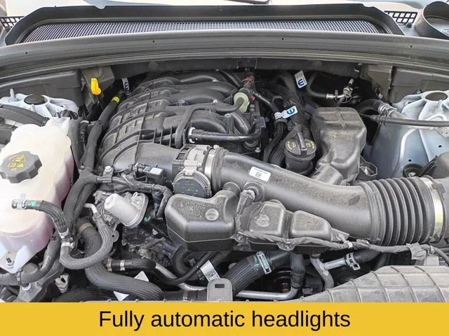 Used 2025 White Jeep Limited image 25