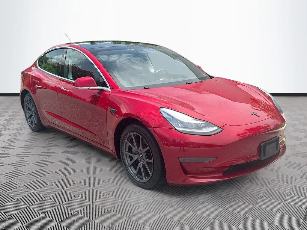 Used 2020  Tesla Standard image 2