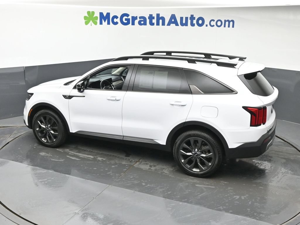 Used 2023 White Kia X-Line SX Prestige image 29
