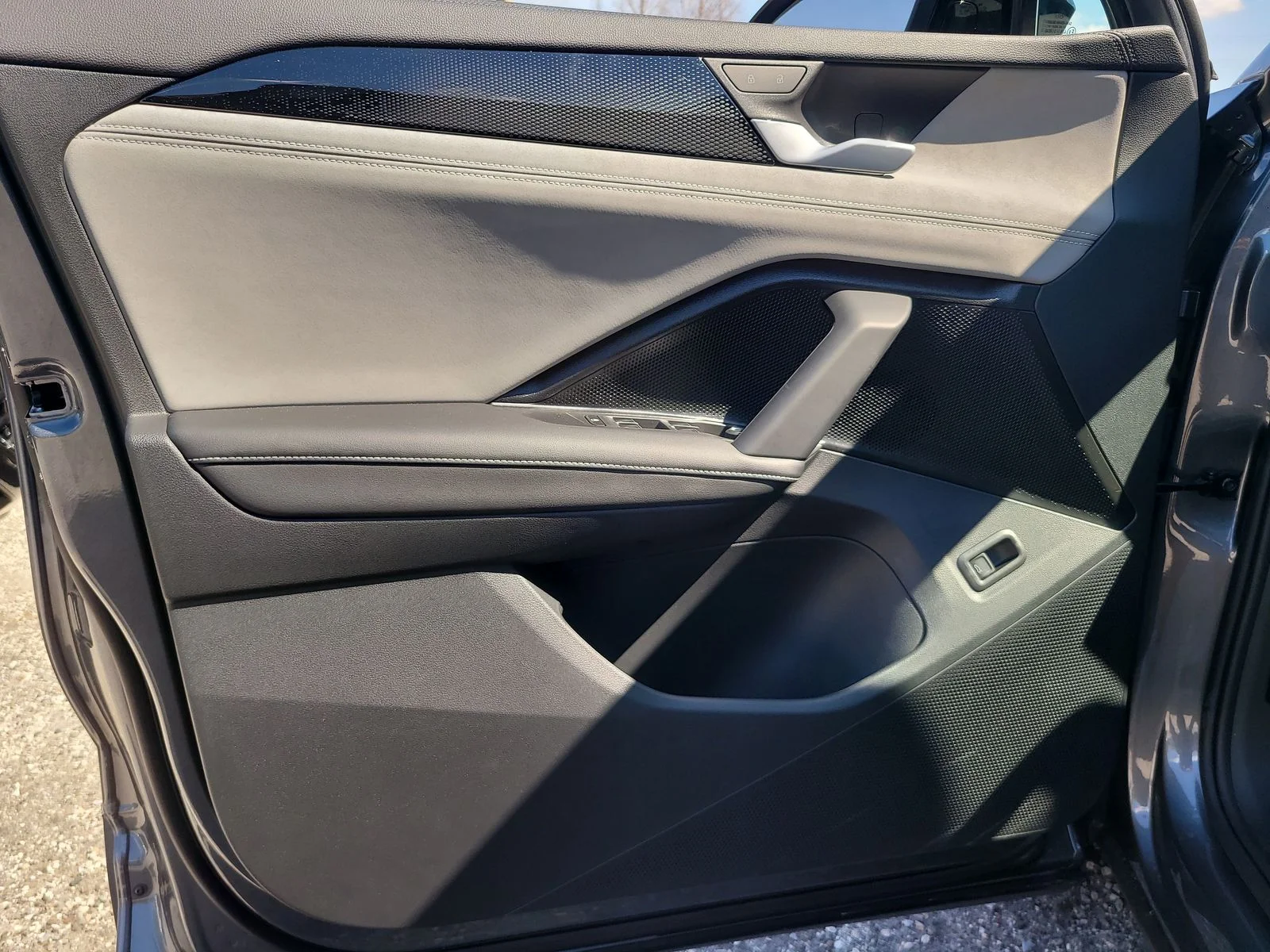 New 2026 Platinum Gray Metallic Volkswagen 2.0T SE R-Line Black image 16