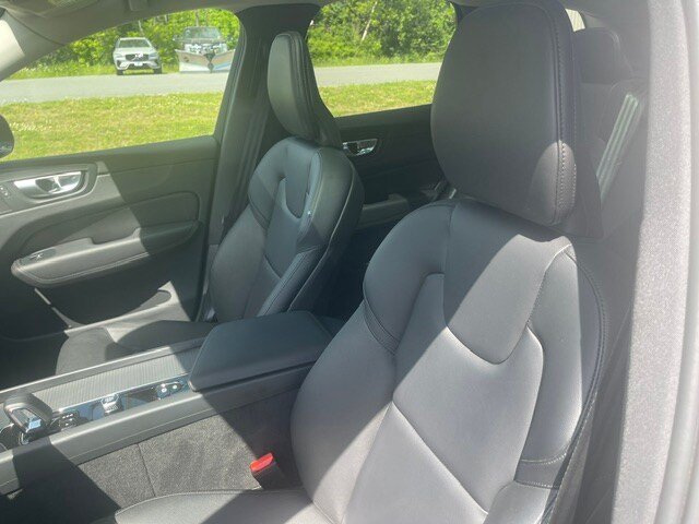 Used 2024 Silver Volvo Core Dark Theme image 17