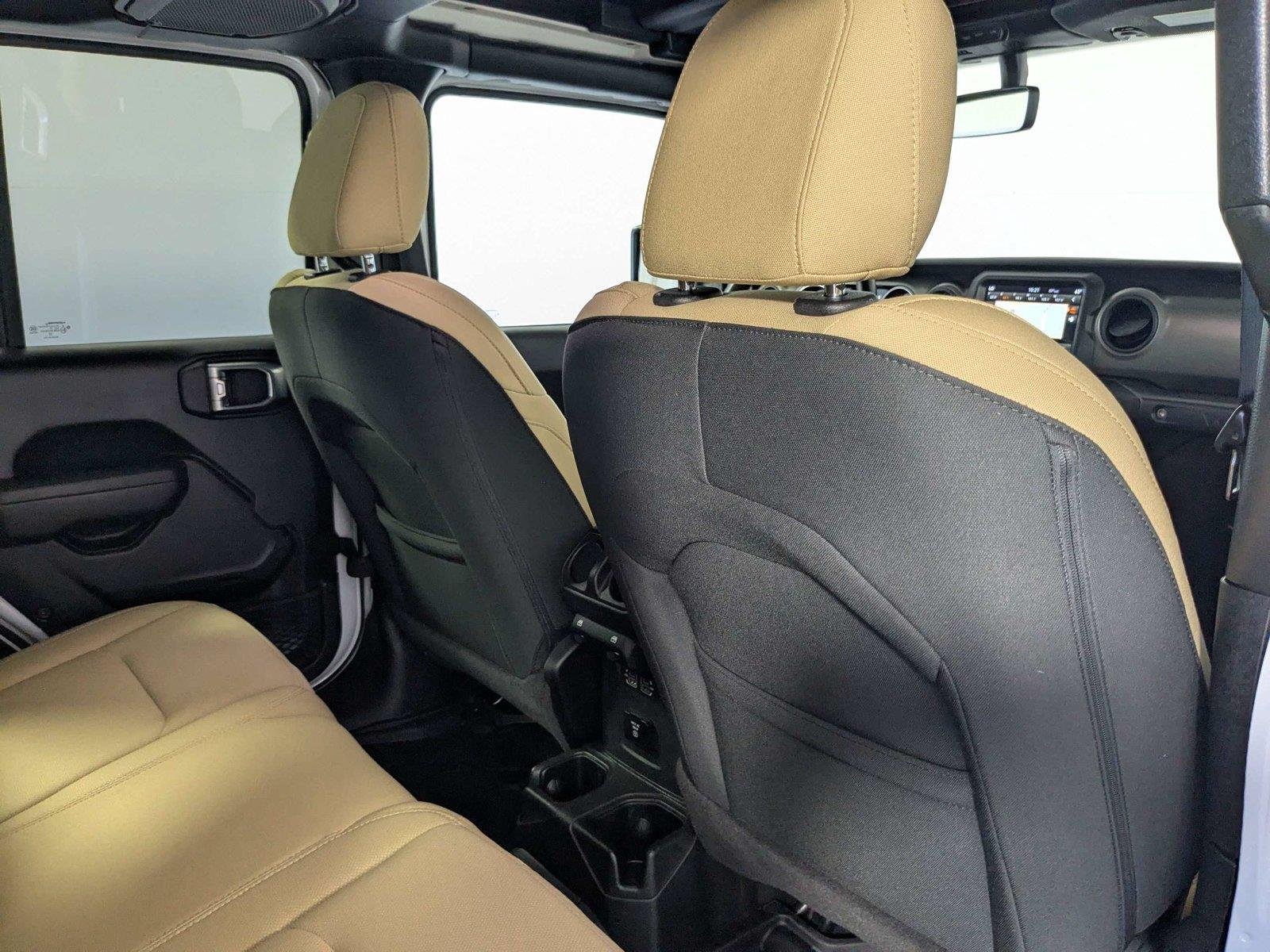 Used 2022 Bright White Clearcoat Jeep Unlimited Sport S image 28