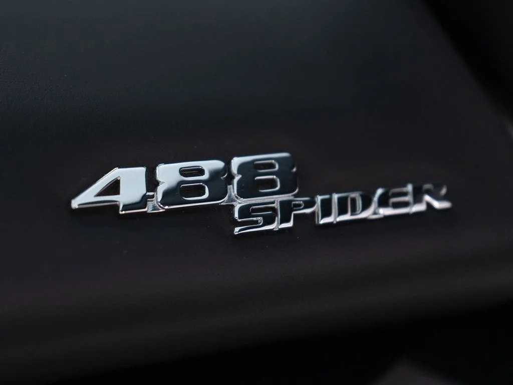 Used 2018 Bianco Avus Ferrari  image 41
