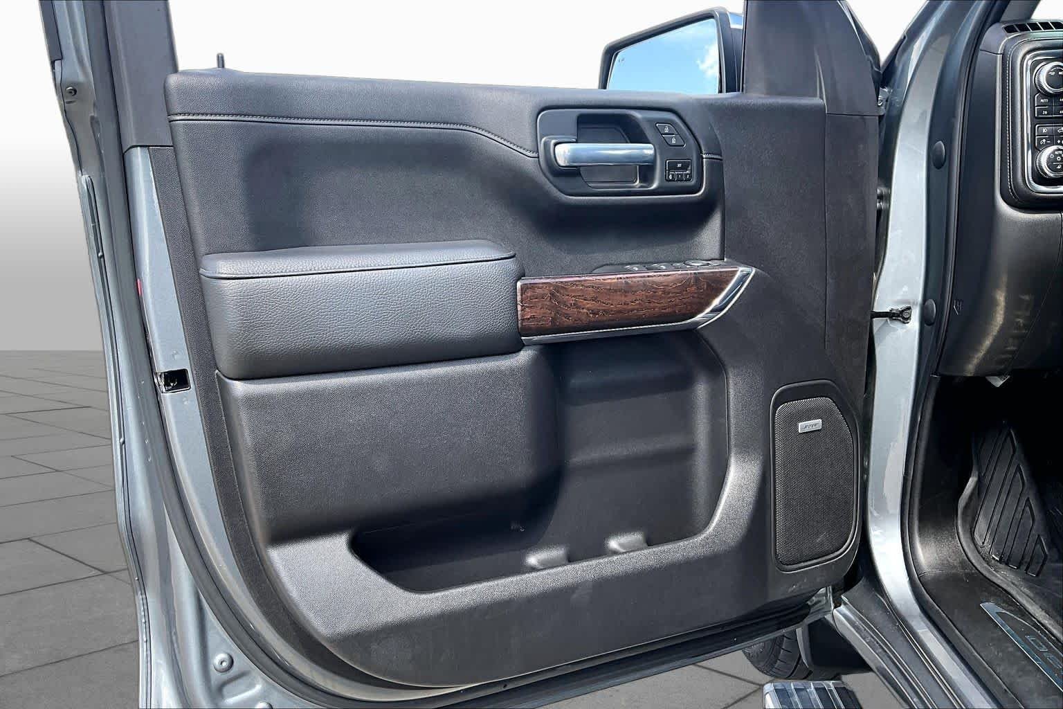 Used 2021 SATIN STEEL METALLIC GMC Denali image 22