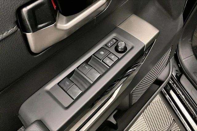2026 Toyota Tundra Limited - Photo 30