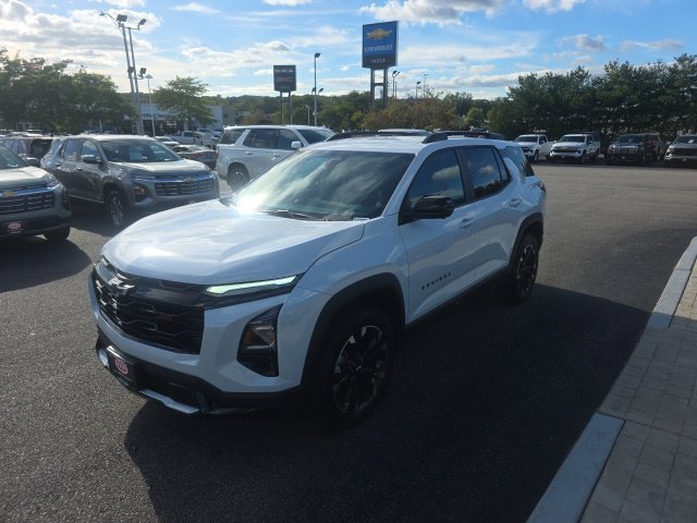 New 2027 Polar White Tricoat Chevrolet RS image 6