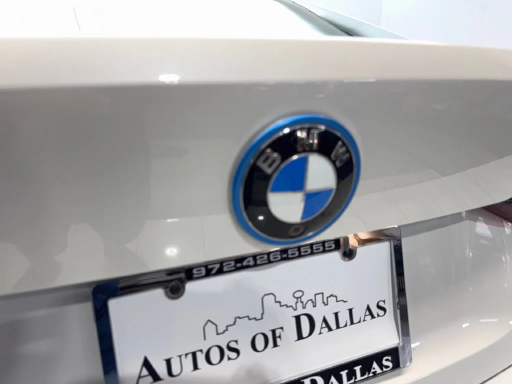 Used 2024 White BMW eDrive35 image 23