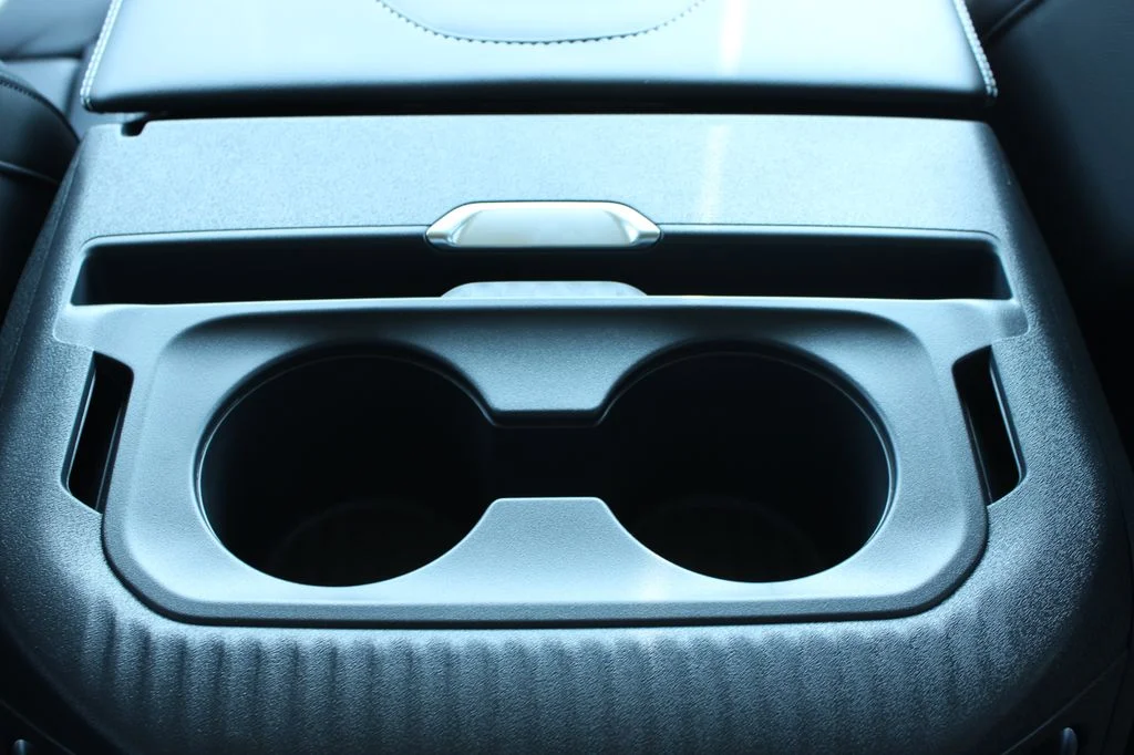New 2027 Agate Black Metallic Ford MAX Platinum image 32
