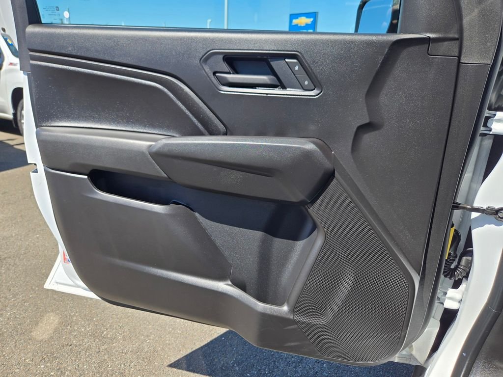 Used 2026 White Chevrolet Trail Boss image 13