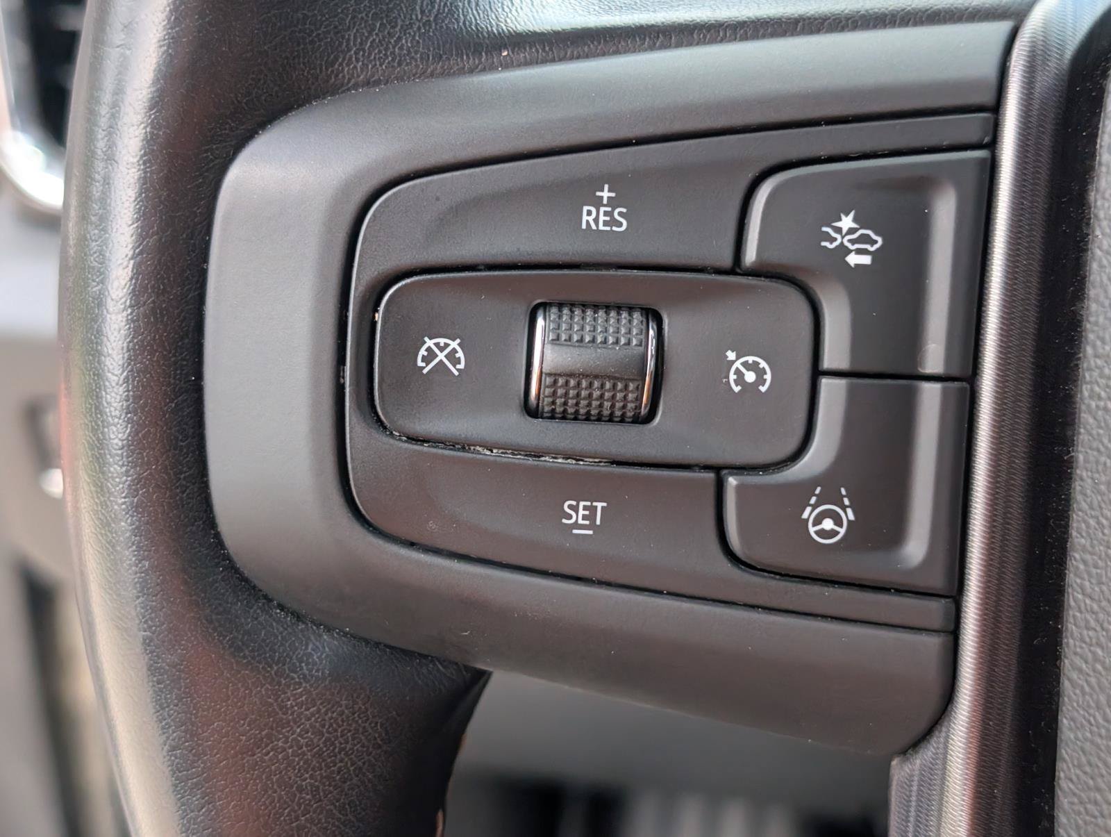 Used 2023 Pacific Blue Metallic GMC Denali Ultimate image 18