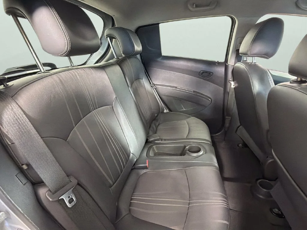 Used 2015 SILVER ICE Chevrolet LT image 29