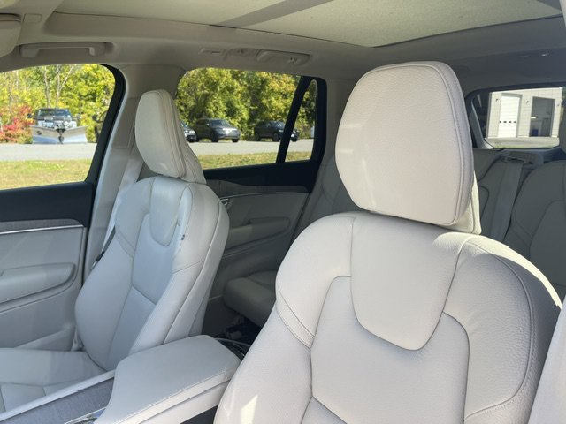 Used 2024 White Volvo Plus Bright Theme image 17