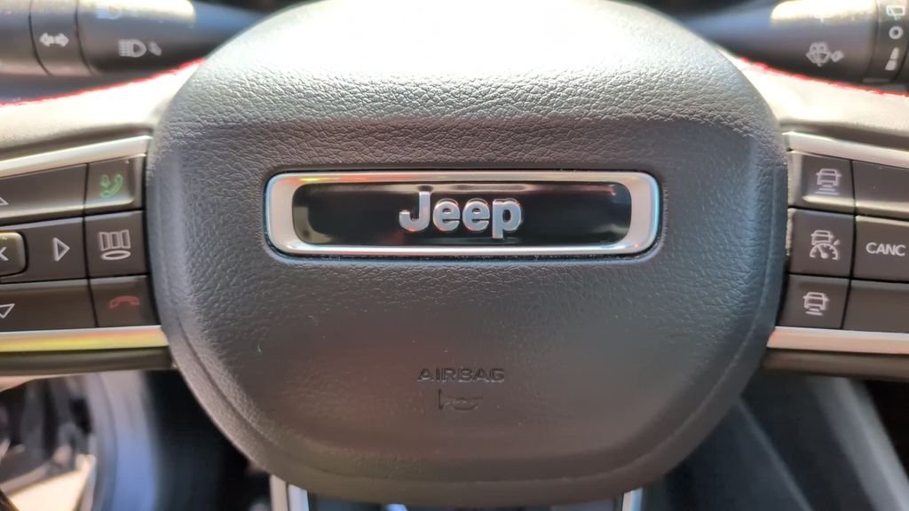 Used 2022 Gray Jeep Trailhawk image 17